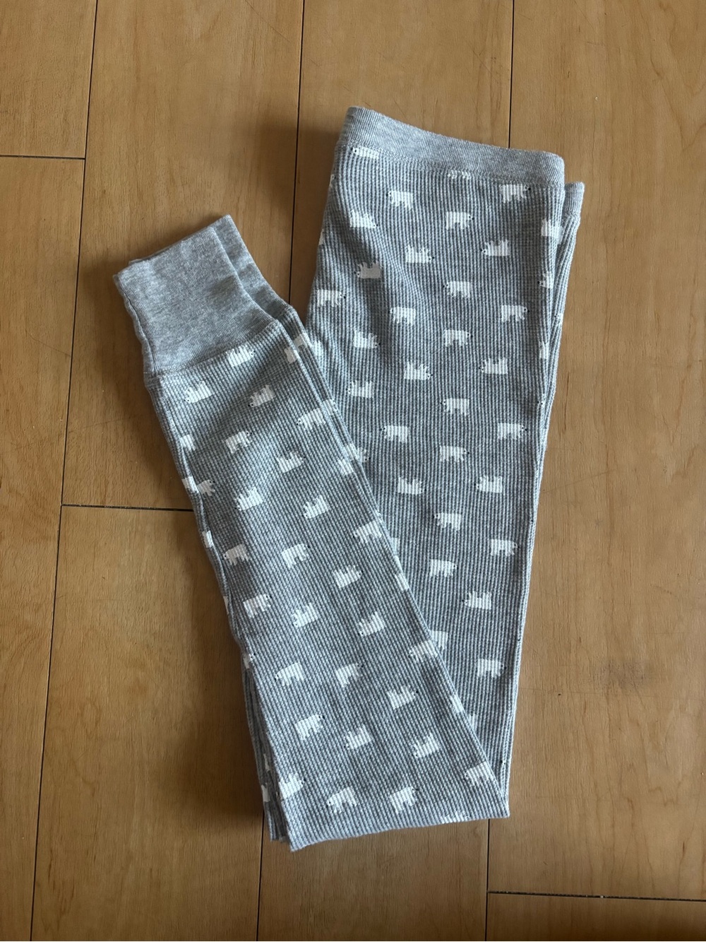 Old Navy Gray Ribbed Polar Bear Printed Pajama Pants size S - Picture 2 of 3